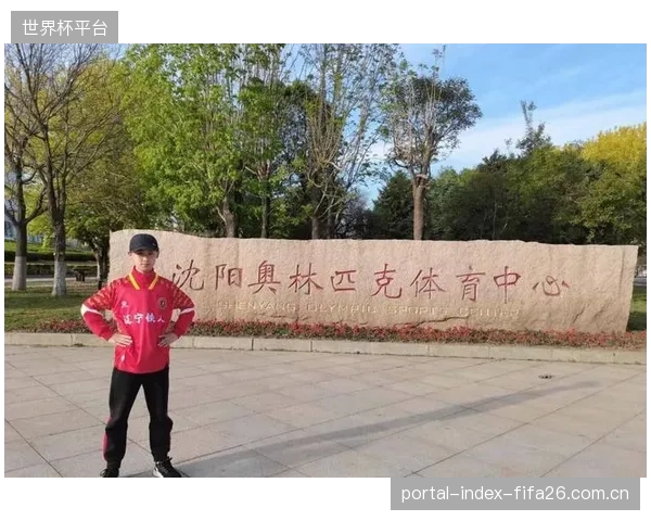 山东泰山半程防守数据堪忧，夏窗引进即战力后卫以稳固防线成当务之急。